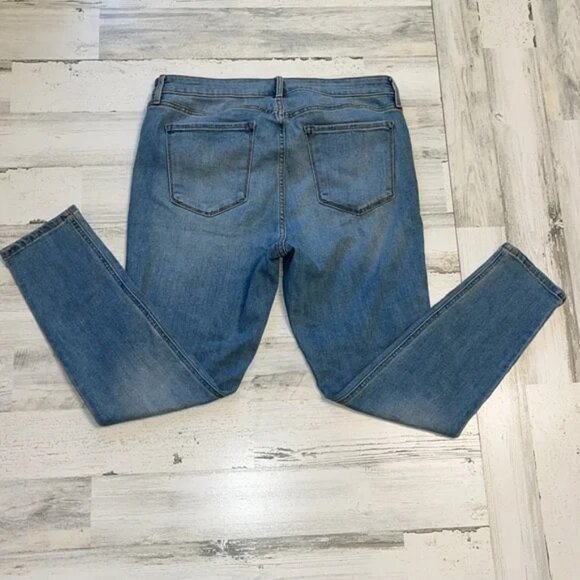 Old Navy jeans. 14. High rise super skinny. - Picture 3 of 3